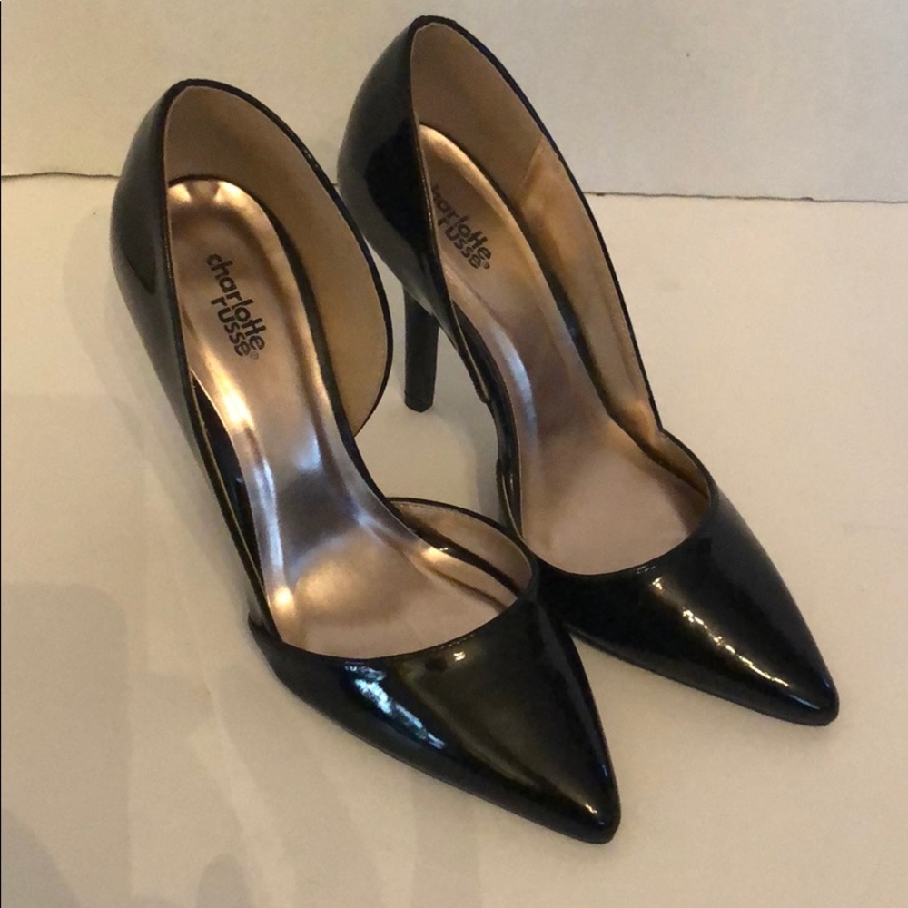 Black patent pumps sz 9